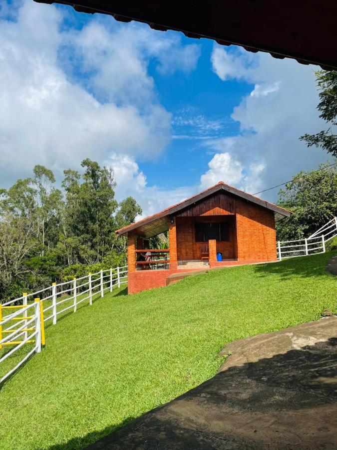 Chales Pedacim Du Ceu Bueno Brandao Exterior photo